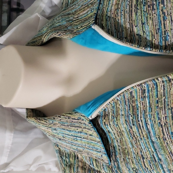 Coldwater Creek. Woven Blue/Grrens, Long Sleeved, Full Zip Jacket. Size 2X. - Picture 2 of 15